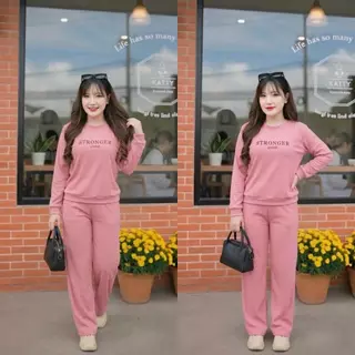 ชุดเซ็ต 2 ชิ้น แขนยาว ขายาว เสื้อคอกลม สกรีนลายตัวอักษร S330ผ้าวูลเวฟ กางเกงมีกระเป๋าข้าง มีเชือกรูด เอวยางยืด พร้อมส่ง