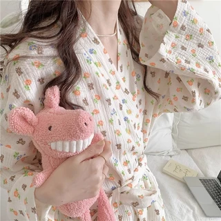 💗Charming Night💗คุณภาพสูง กระโปรงนอน เสื้อคลุมอาบน้ำสุดเก๋ ทรงหลวม แขนยาว มีขนาด M-XL สวมใส่สบาย ลวดลายการ์ตูน