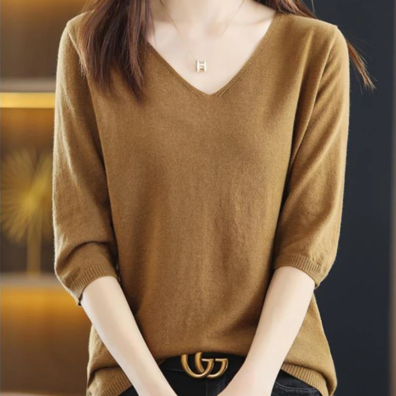 เสื้อกันหนาวถักสำหรับผู้หญิง สไตล์เกาหลี คอวี สวมสบาย