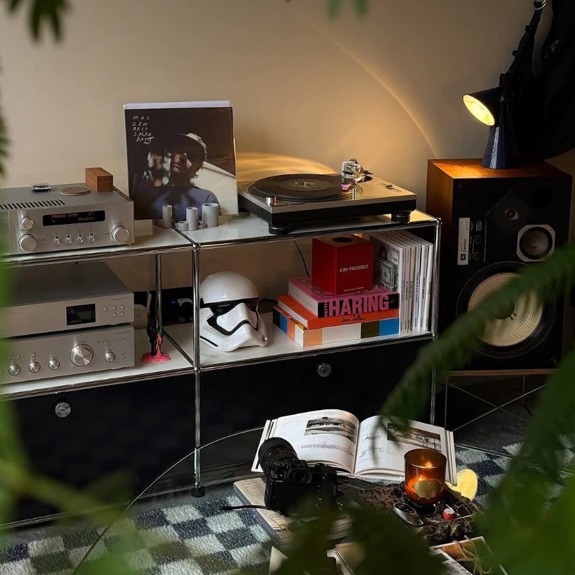 USM Shelf ตู้เหล็กโมดูลาร์ ชั้นวางของแต่งบ้านสไตล์มินิมอล thumbnail 4