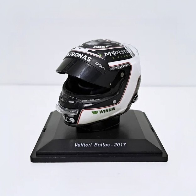 หมวกกันน็อค F1 รุ่น 1: 5 Spark Bottas 2017 หมวกกันน็อค Mercedes-Benz W08 Bottes F1 W08 EQ Power+Bott