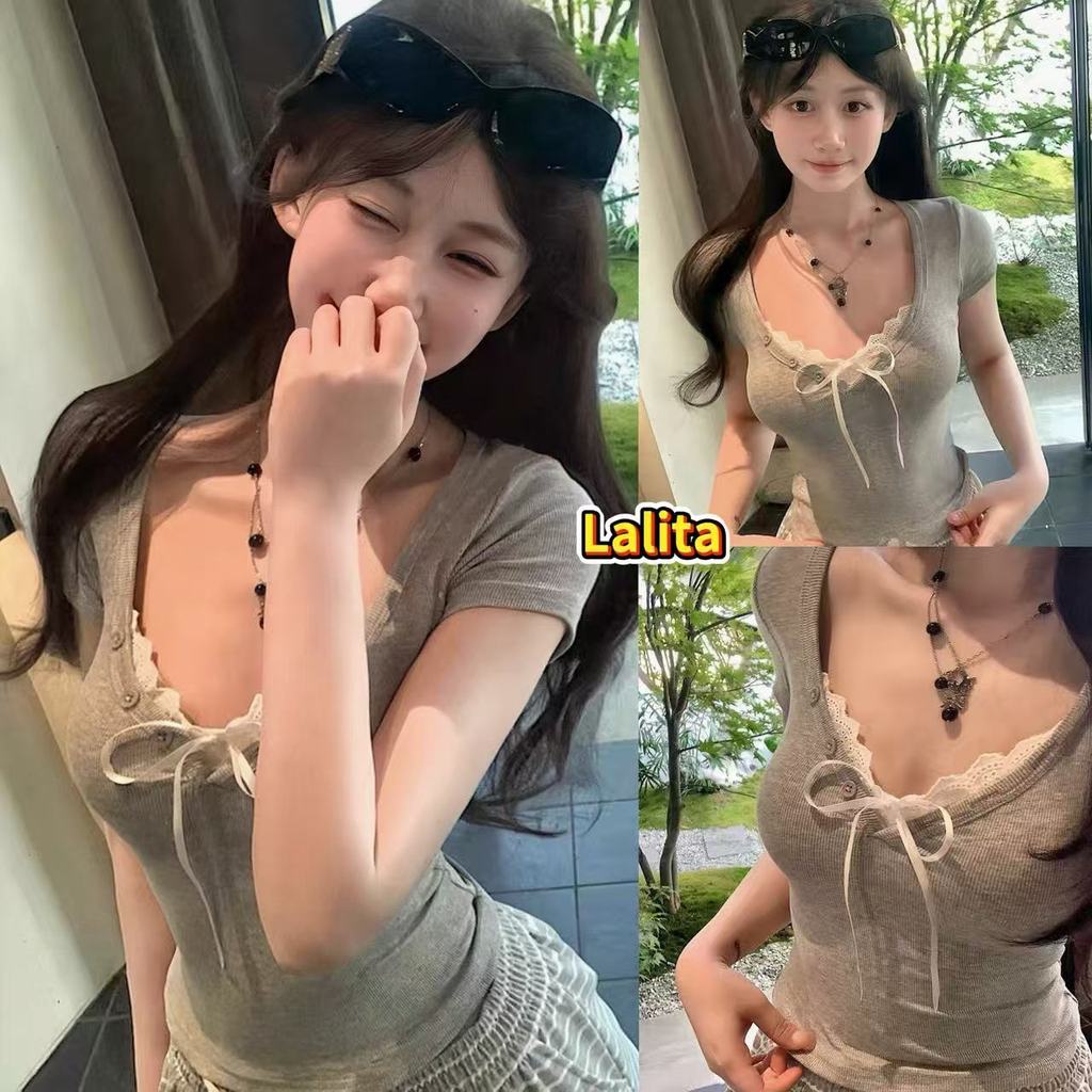 Lalita ส่งไวจากไทย เสื้อยืดผู้หญิง คอวีแต่งลูกไม้ แขนสั้น สไตล์เกาหลีน่ารัก ใส่แล้วดูแพง