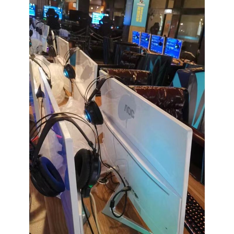 จอภาพคอมพิวเตอร์ AOC 107 90 ซม. จอแสดงผลอินเทอร์เน็ตคาเฟ่แบบมือที่สองอินเทอร์เฟซ HD 2K หน้าจอตรงโค้ง