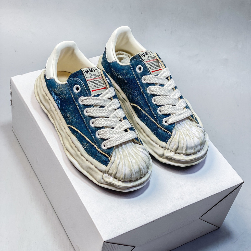 MIHARA YASUHIRO Low-Top รองเท้าผ้าใบแฟชั่น สไตล์ Damaged เหมาะสำหรับทั้งผู้ชายและผู้หญิง