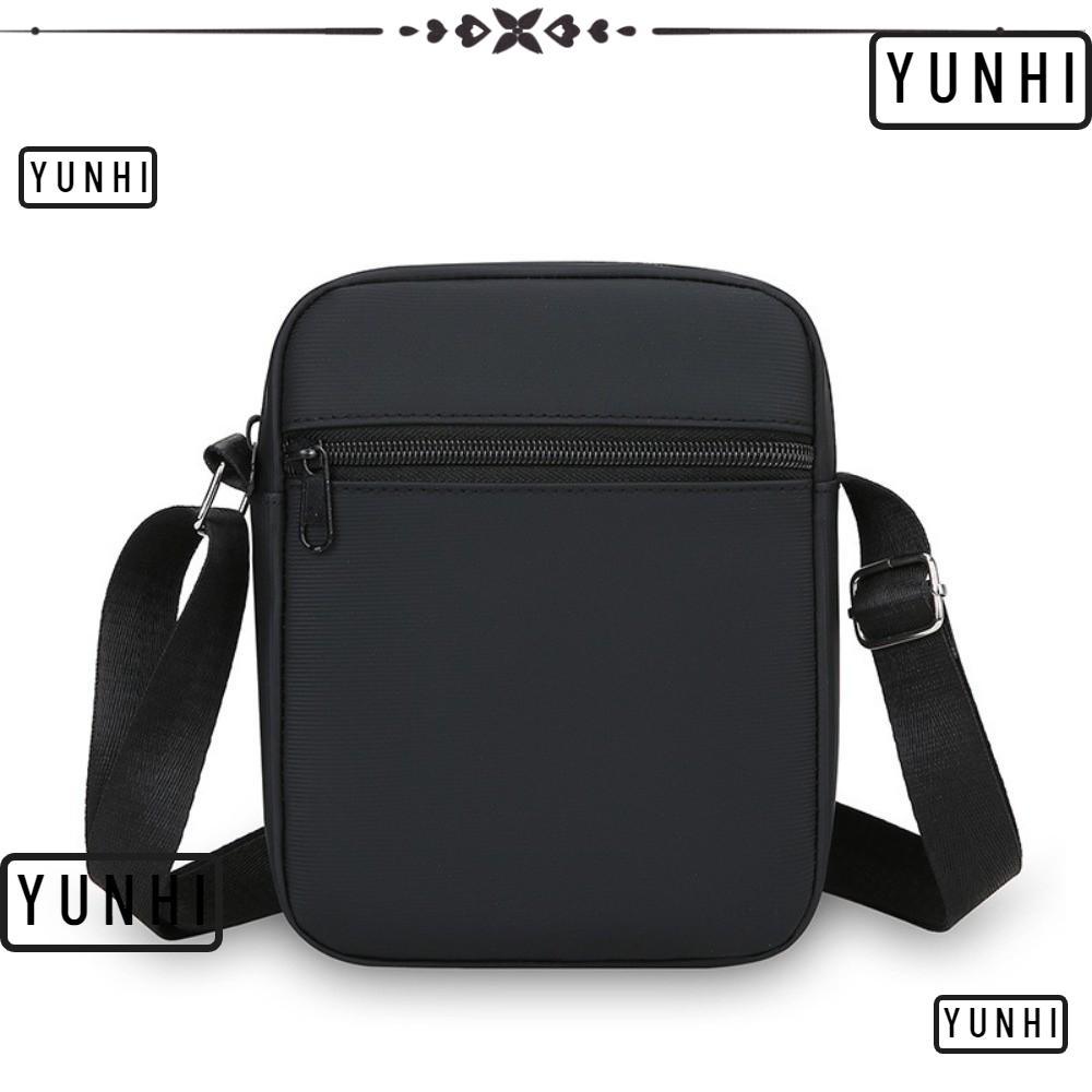 YUNHI กระเป๋าสะพายข้าง กระเป๋าสะพายไหล่กันน้ําสีดํา Casual PU ปรับได้หลายช่องกระเป๋ากีฬาขนาดเล็กสําหรับผู้ชาย