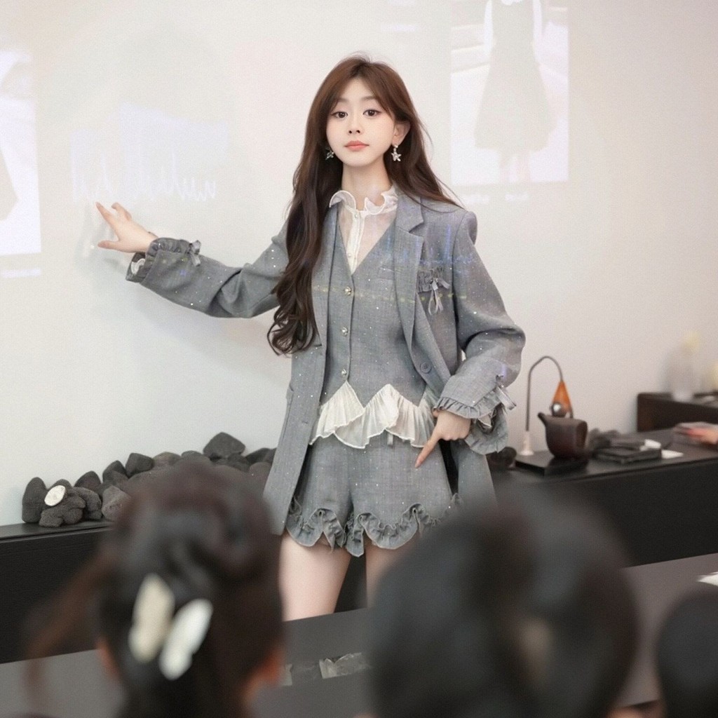 ชุดสูทเสื้อกั๊กกางเกงขาสั้น 3 ชิ้น สไตล์หวานเย็น สำหรับเด็กหญิง ฤดูใบไม้ผลิ