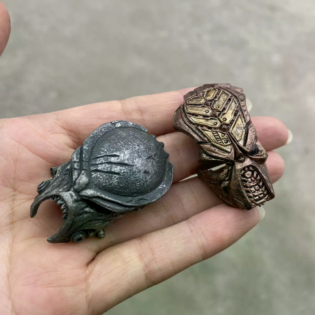 ของเล่นจํานวนมากรูป Predator Predator เครื่องประดับ Predator หน้ากาก Predator