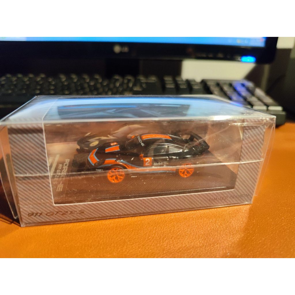 [กําพร้า] 1/64 ปอร์เช่ 911gt2อาร์เอส เคลือบโมบิลสีดํารุ่นจํากัดรุ่นรถโลหะผสมจํากัด999ชุด