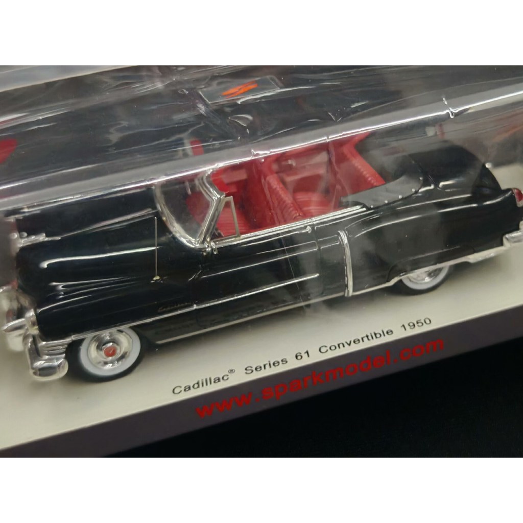 [Orphan] 1: 43 spark Cadillac Black series 61 Convertible Resin Car Model