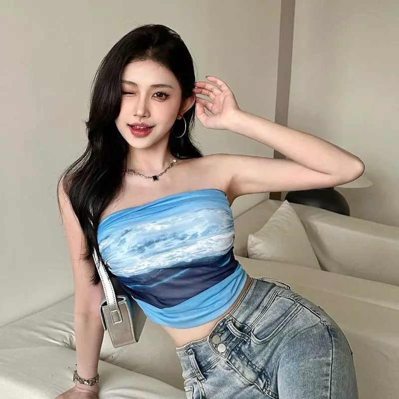 เสื้อแขนยาวเกาะอกทรงชายหาด มีฟองน้ำเสริมทรงในตัว ทำจากผ้าชีฟอง เสื้อผู้หญิง