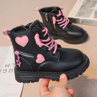 MVP 💗💗รองเท้าบูทลำลองกันลื่น รูปหัวใจ รองเท้าบูททรงมาร์ตินสไ…