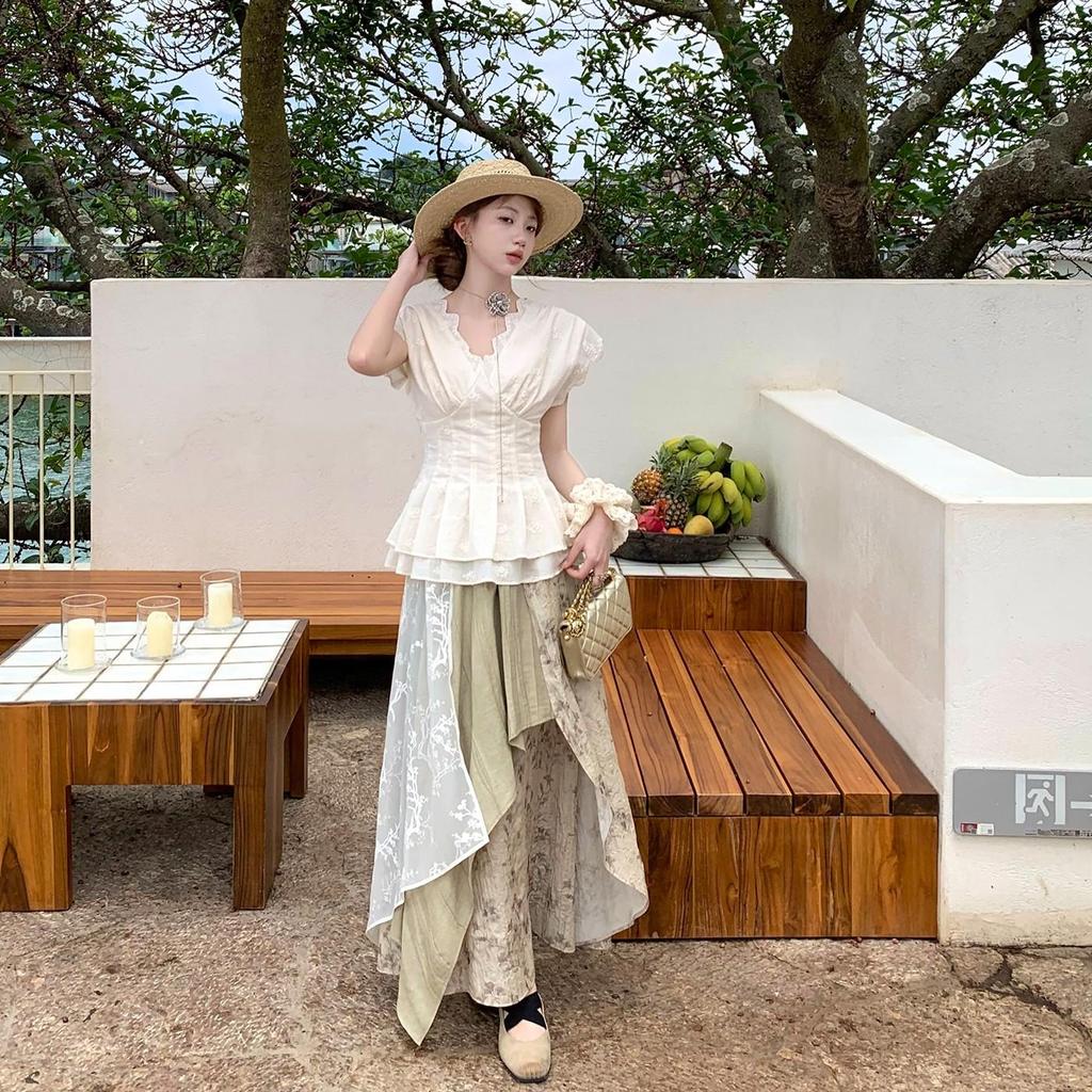 pitlu เสื้อท็อปสั้นแขนควบเอวลายฝักบัว สีขาวมัน ขนาดS-L ผ้าใยฝ้ายผสมลิขิต ใส่สวย สบายใส่ แฟชั่น - รูปที่ 3