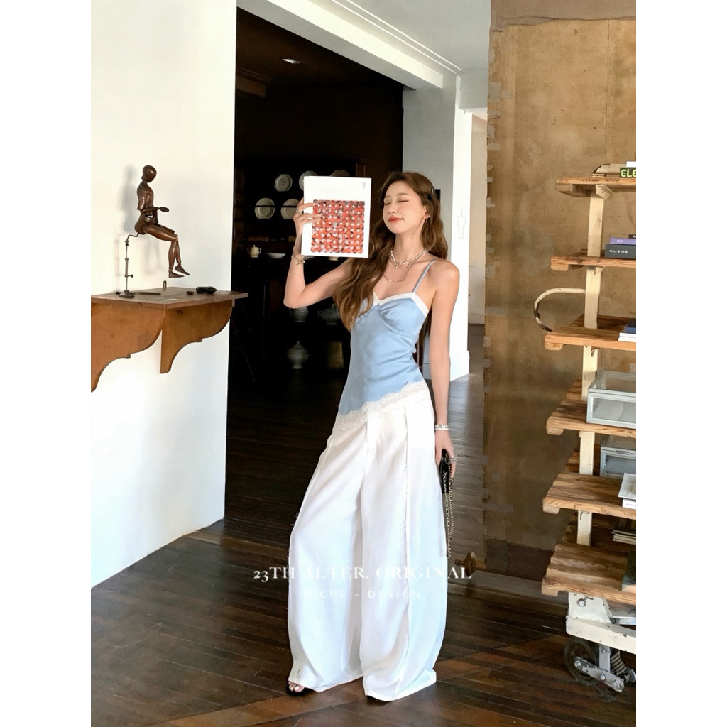 Kitty พร้อมส่ง🌸เสื้อสายเดียว🌸ลูกไม้ ซาติน หรูหรา ดีไซน์ ผูกหลัง ชายระบาย นุ่ม ทรงเข้ารูป เซ็กซี่ ใส่ปัง ปีใหม่ลิมิเต็ด - รูปที่ 2