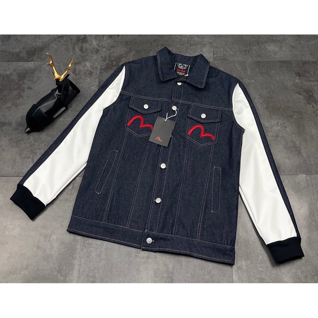 Jackket ยีนส์ EVISU 2026 ดีไซน์ใหม่ มังกรและเมฆมงคล ปักบนหนังแขน