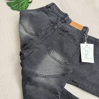 jinjeans #5699 (XS-6XL) กางเกงยีนส์คาร์โก้ ทรงช่างสีดำฟอก Barrel Baggy Jeans พร้อมส่งจากไทย