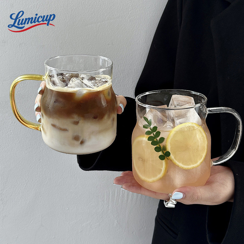 แก้วใสสไตล์มินิมอล 575ml พร้อมหูจับ | แก้วกาแฟ/ชา/นม | ทนความร้อน ดีไซน์เกาหลี Ins