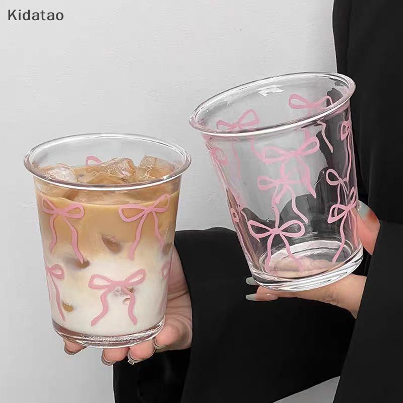 Kidatao Bow Glass ถ้วยน้ําน่ารักการ์ตูนโบว์ถ้วยแก้วลายน่ารัก Doodle แก้วกาแฟในครัวเรือนผลไม้ชา Lemonade Girls ของขวัญใหม่