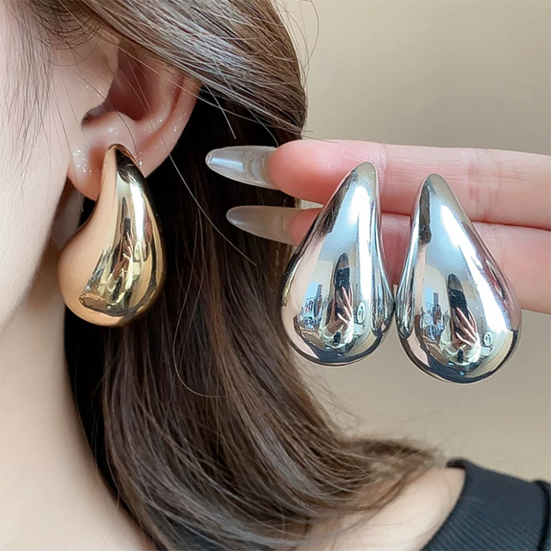 Roselife ต่างหูสตั๊ด แบบหยดน้ำเงางามเคลือบสีทอง 14K สำหรับผู้หญิง ไม่อันตรายต่อผิว