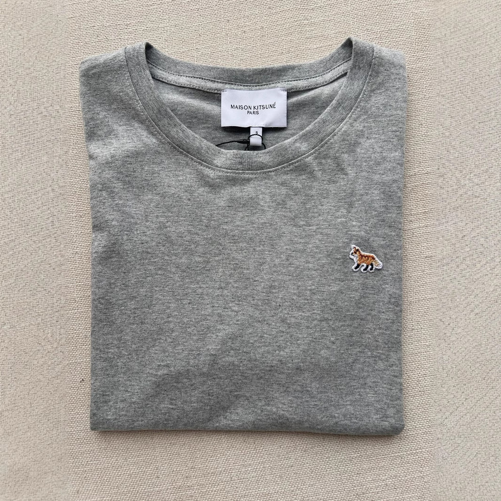 เสื้อยืดแขนสั้น Maison Kitsune สำหรับทั้งผู้ชายและผู้หญิง พร้อมส่ง จัดส่งไว