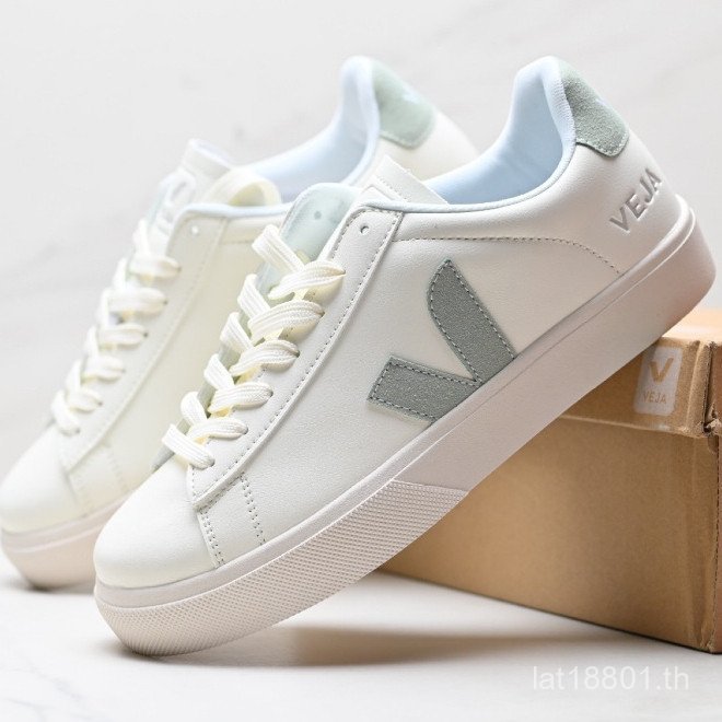 Veja Leather Extra sneakers Classic รองเท้าผ้าใบสีขาว Off-White