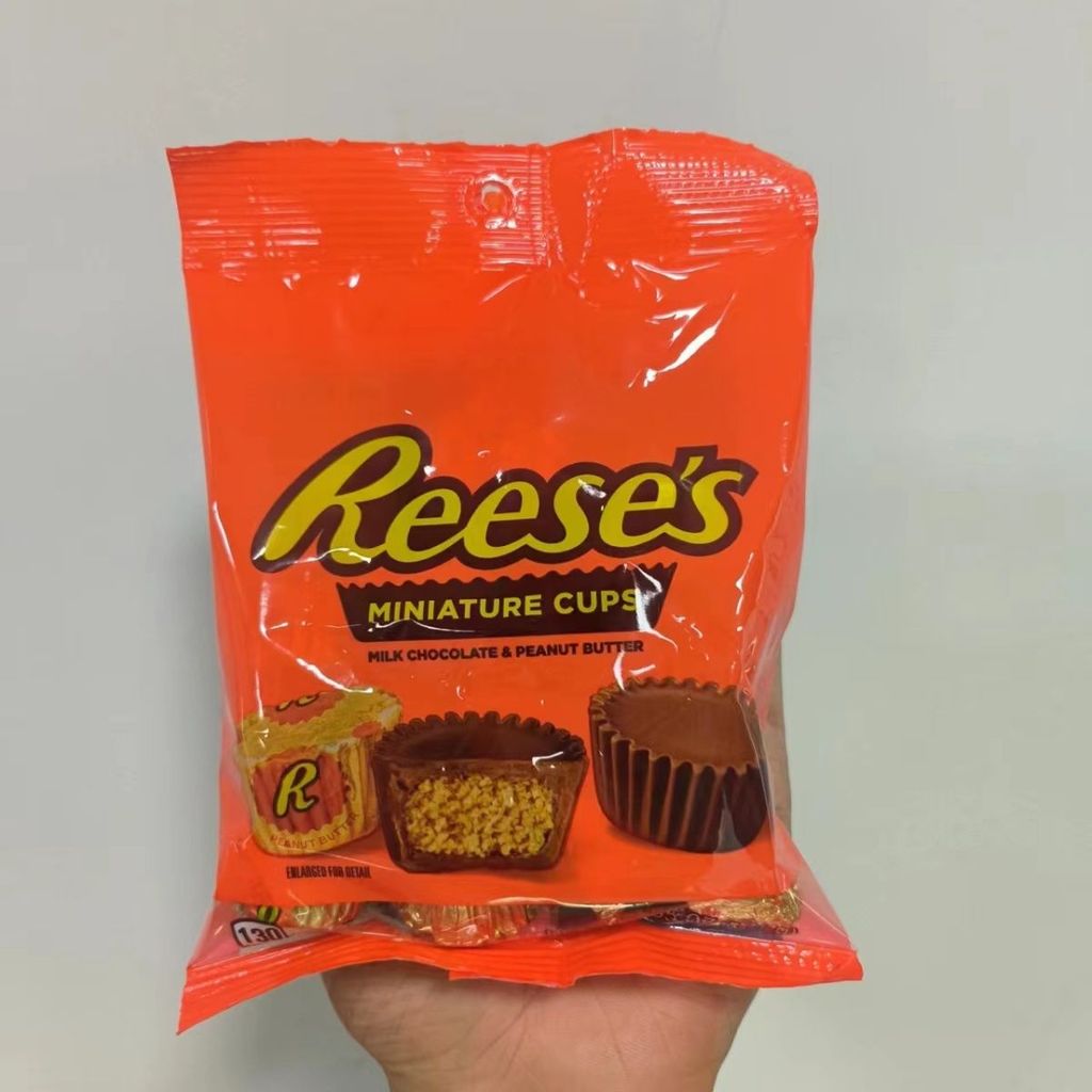 Christmas Christmas Christmas American Chocolate Snacks Peanut Butter Milk Sandwich ลูกอมนําเข้า Min