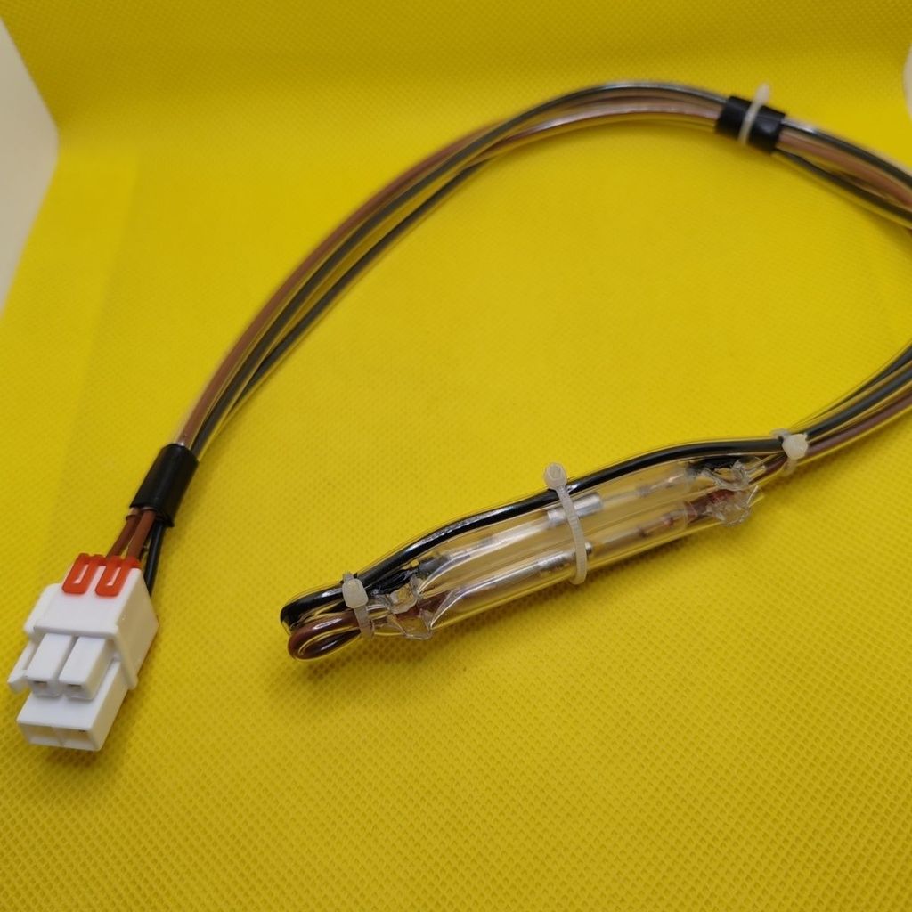 ฟิวส์ละลายน้ำแข็ง สำหรับตู้เย็น Hisense, Ronshen, Whirlpool