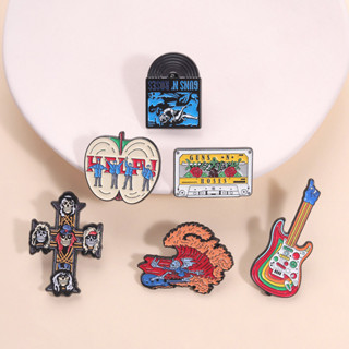 เข็มกลัด Guns N' Roses แบบคลาสสิก สำหรับพัดลมวงดนตรี และคอลเ…