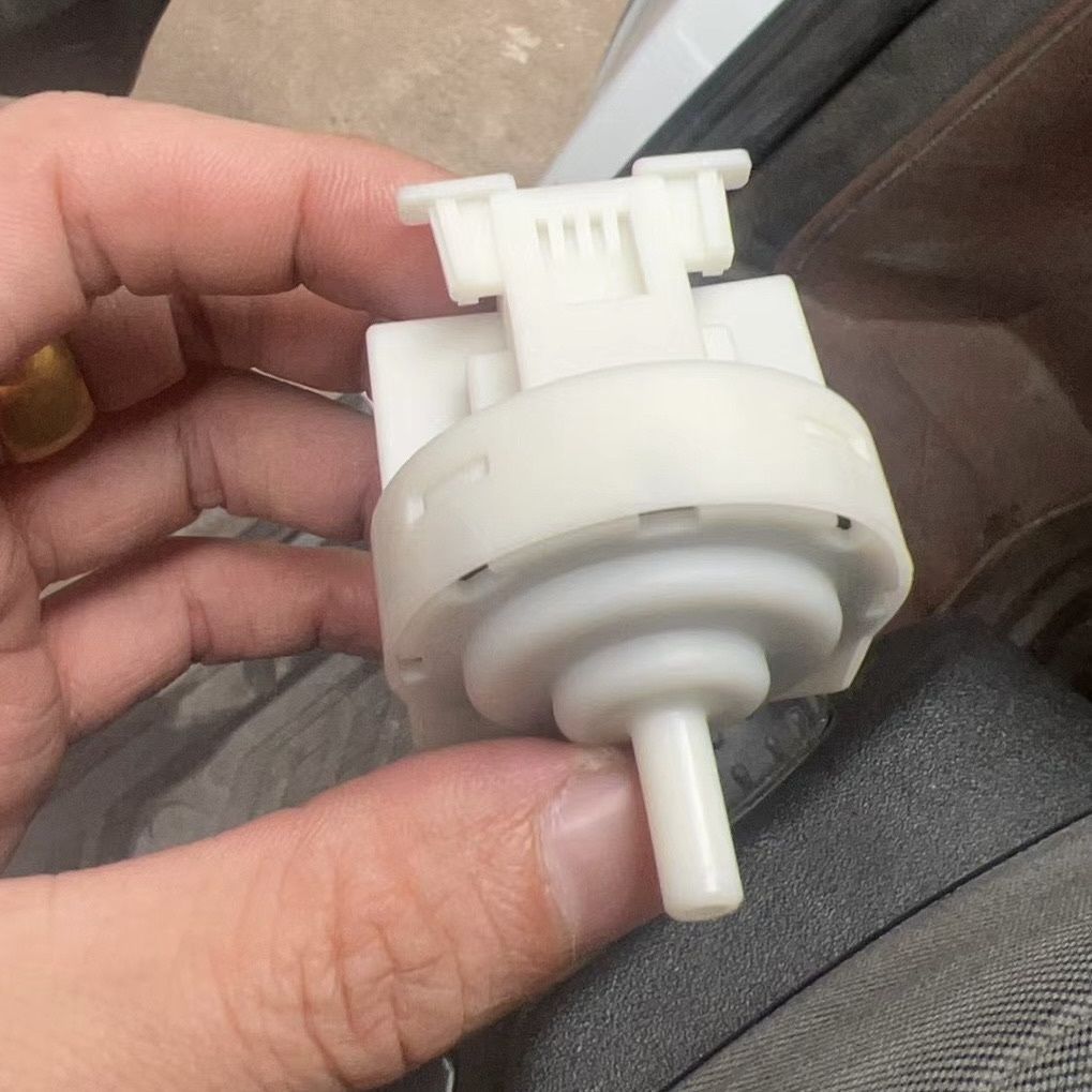 เซ็นเซอร์ระดับน้ำ สำหรับเครื่องซักผ้า Siemens รุ่น iQ100/iQ300/iQ500/iQ700