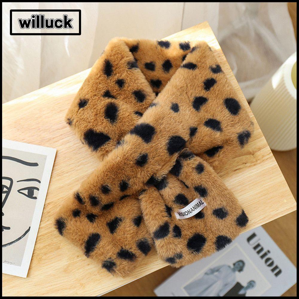WILLUCK ผ้าพันคอผ้ากํามะหยี่หนาอบอุ่นทุกการแข่งขัน Hairy Cute Leopard Dot