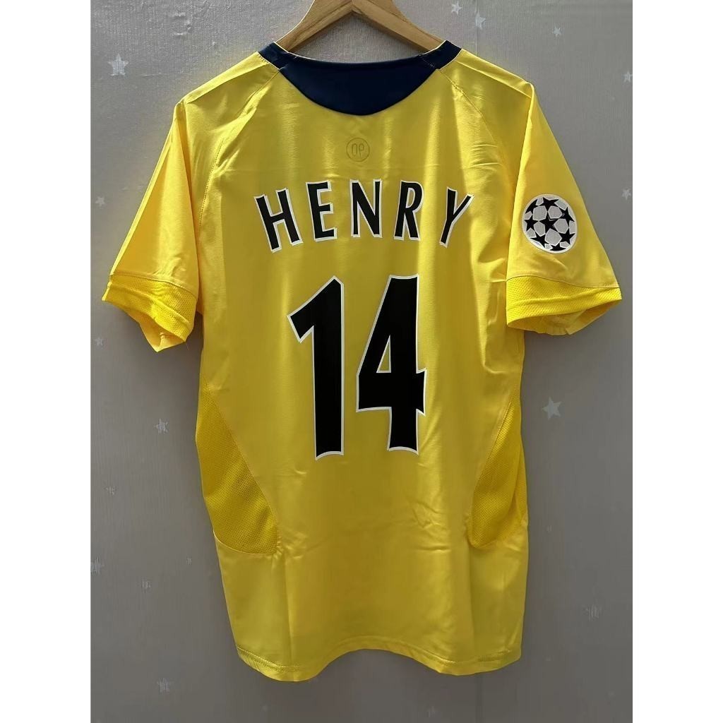 เสื้อบอลArsenal retro สไตล์ Henry, Fabregas, Pires คุณภาพสูง