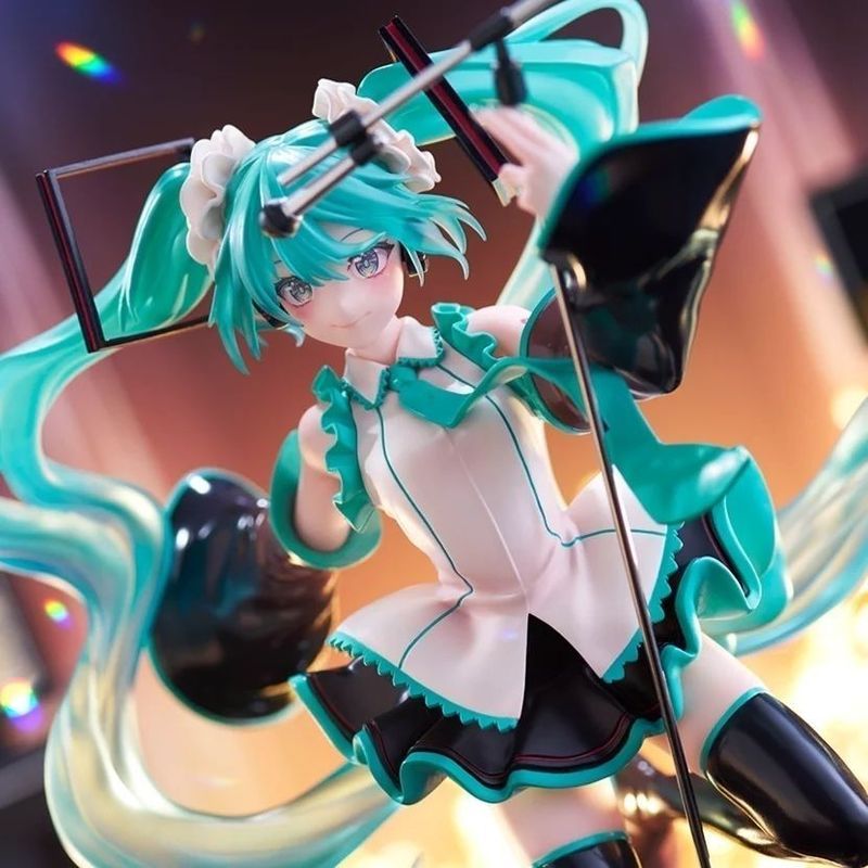 T AITOAMP Hatsune Miku 16th Anniversary Artist Masterpiece Scenery Figure