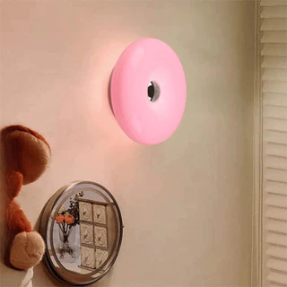 โคมไฟติดผนังโดนัท พลาสติกโมเดิร์น LEDไฟตกแต่งปลั๊กUSB Ambient Lightประหยัดพลังงานหรี่แสงได้สวิตช์สัมผัสโคมไฟห้องนั่งเล่น