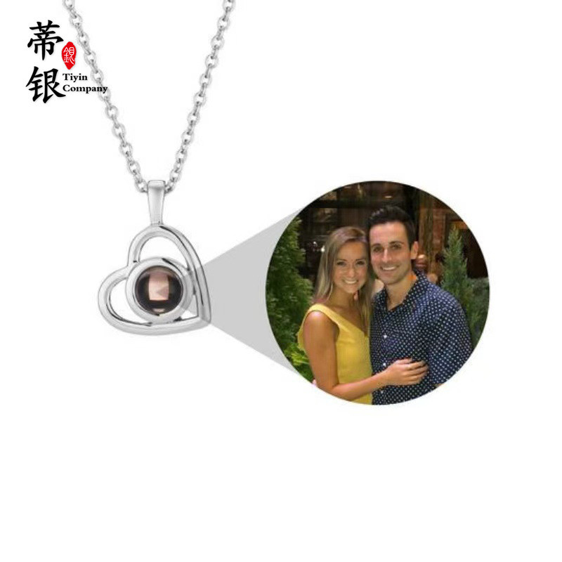 สร้อยคอลด้วยการถ่ายโอนภาพนาโนจากสังกะสีเงิน 925 เพอร์เฟคสำหรับเป็นของขวัญวันวาเลนไทน์ PRX7