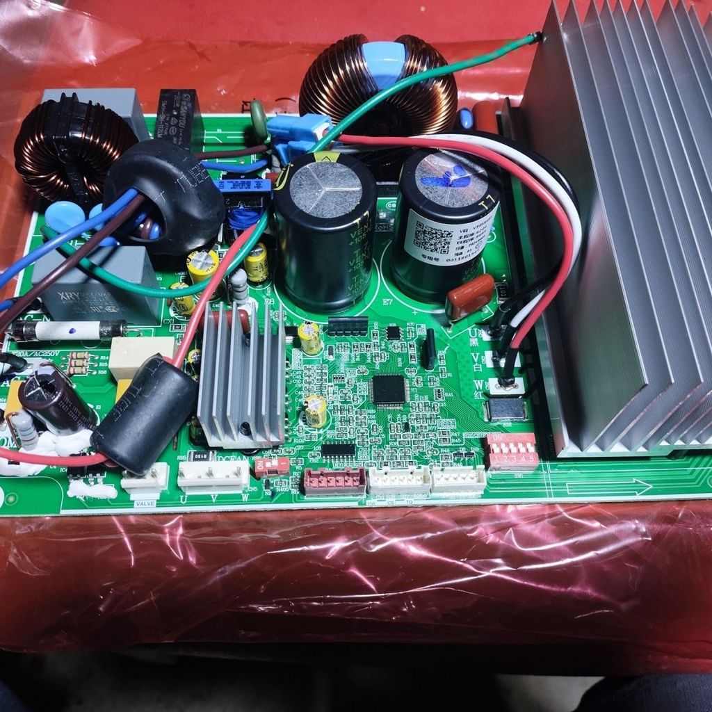 ชุดเติมน้ำยาแอร์R290 ความบริสุทธิ์สูง สำหรับตู้เย็น/ตู้แช่พร้อมเครื่องมือ หนักสุทธิ 380 กรัม