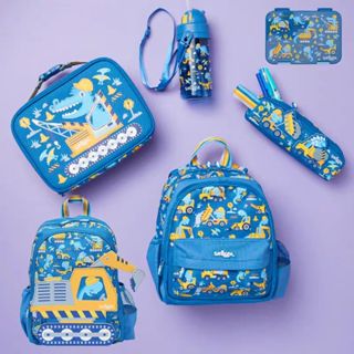 รถปราบดินสีน้ำเงินสำหรับนักเรียนชั้น 1-2 พร้อมกระเป๋าเป้สะพา…