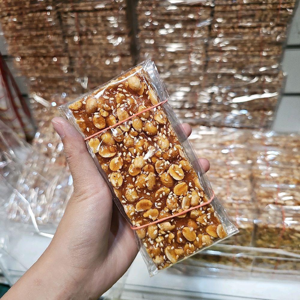 ถั่วตัดโบราณ บาง กรอบ อร่อย ผลิตใหม่ แพ็ค 6ชิ้น
