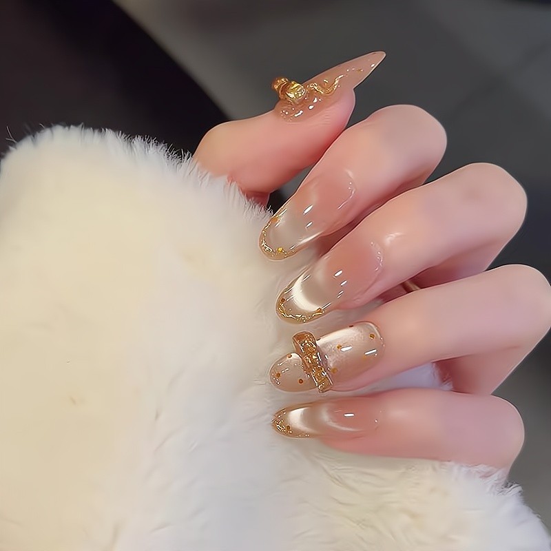 春日猫眼显白金色蝴蝶纯手工穿戴气质法式贴片高级波点美甲可拆卸1.1Spr Cat's Eye Shows White Gold Butterfly Pure Handmade Wear Tempera