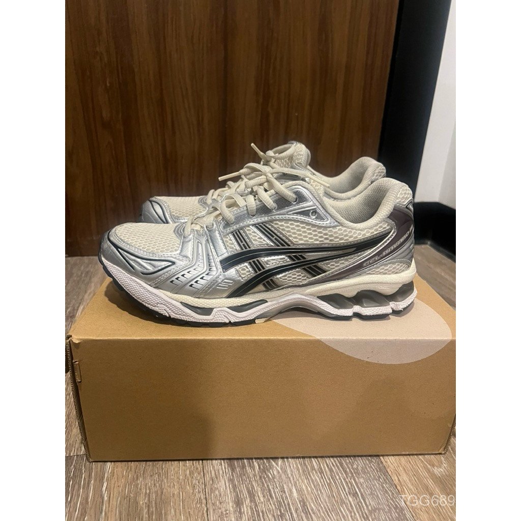 Asics Gel Kayano 14 มือสอง