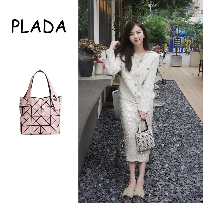 PLADA กระเป๋าถือ ลายสก๊อต มินิ 4x4 แฟชั่น เบา อเนกประสงค์ กระเป๋า