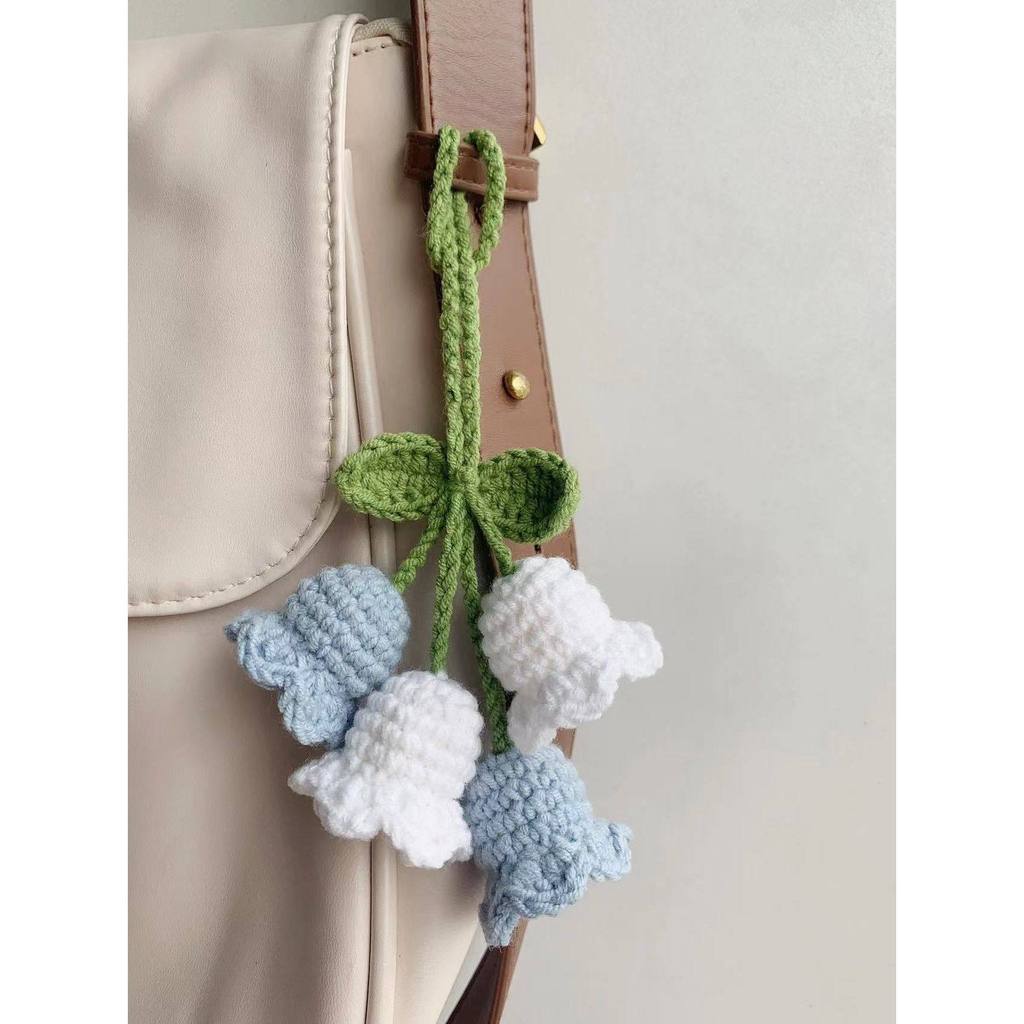 Lily of the Valley ทําด้วยมือโครเชต์วัสดุกระเป๋าจี้พวงกุญแจขนสัตว์โครเชต์เมื่อสามเณรบรรเทาความเบื่อห