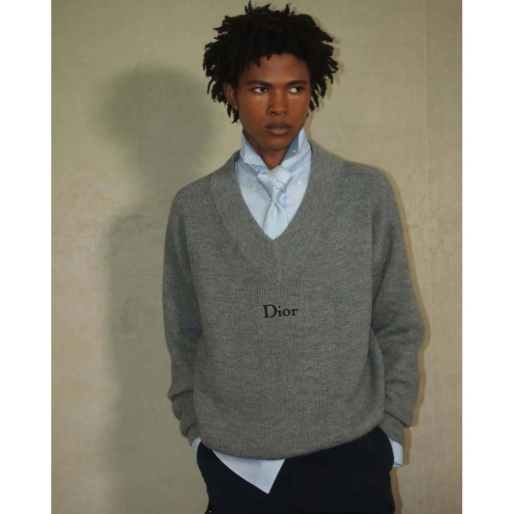 Burberry Dior คาร์ดิแกน Street Wear French Deep v คอเกลียวเย็บโลโก้ตัวอักษรโลโก้ขนาดเล็กปักดอกไม้โลโ