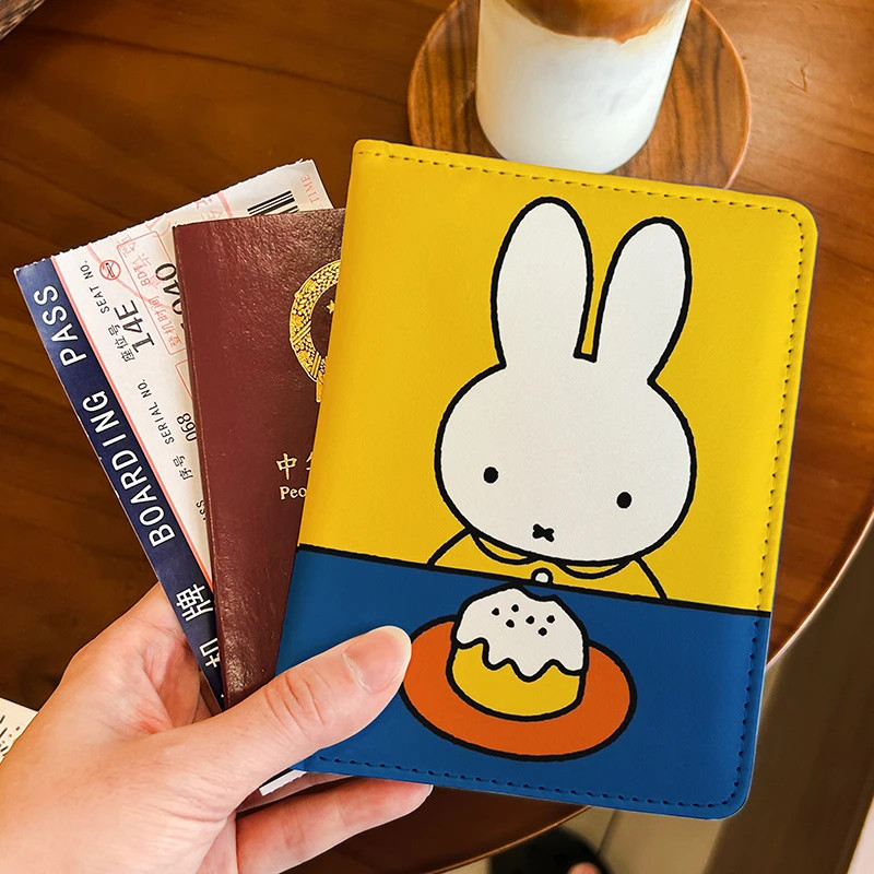 Miffy Passport HolderKawaii Bunny Travel Document Organizer น่ารักผู้ถือบัตร ID กระเป๋าสตางค์หนัง PU ปกหนังสือเดินทาง | พิ้งกี้ฮาเวน