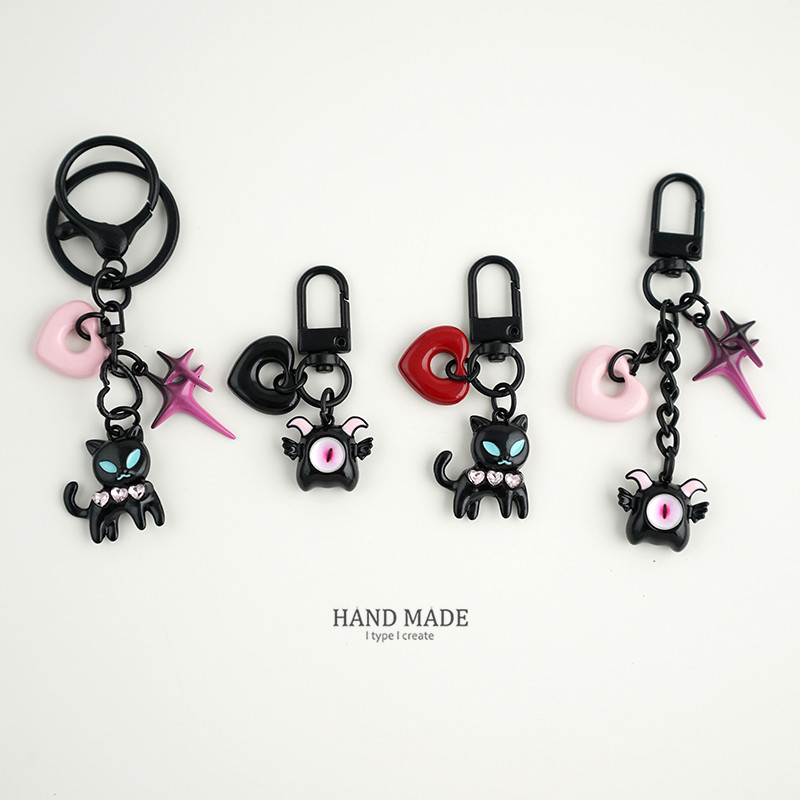 Influencer Dark Little Devil Girlfriend Keychain Dark Mini Doll Unique Bag Pendant Jewelry ของขวัญปร