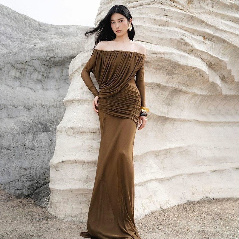Kliou Slash-คอ Ruched Maxi ชุดเดรสสะโพกห่อตาข่าย Patchwork แขนยาวผู้หญิงฤดูร้อนสไตล์วันหยุดที่แปลกใหม่