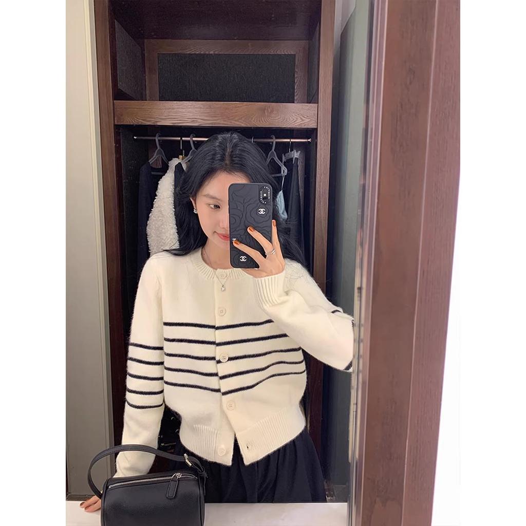เสื้อไหมพรมแขนยาวลายทาง เสื้อกันหนาวคอกลมผ้านุ่มใส่สบาย รูปที่ 3
