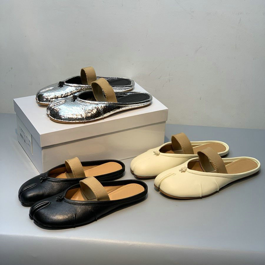 RLDS MM6* Lambskin wrinkled split-toe shoes, flat Mary Jane pig hoof shoes, genuine leather slippers