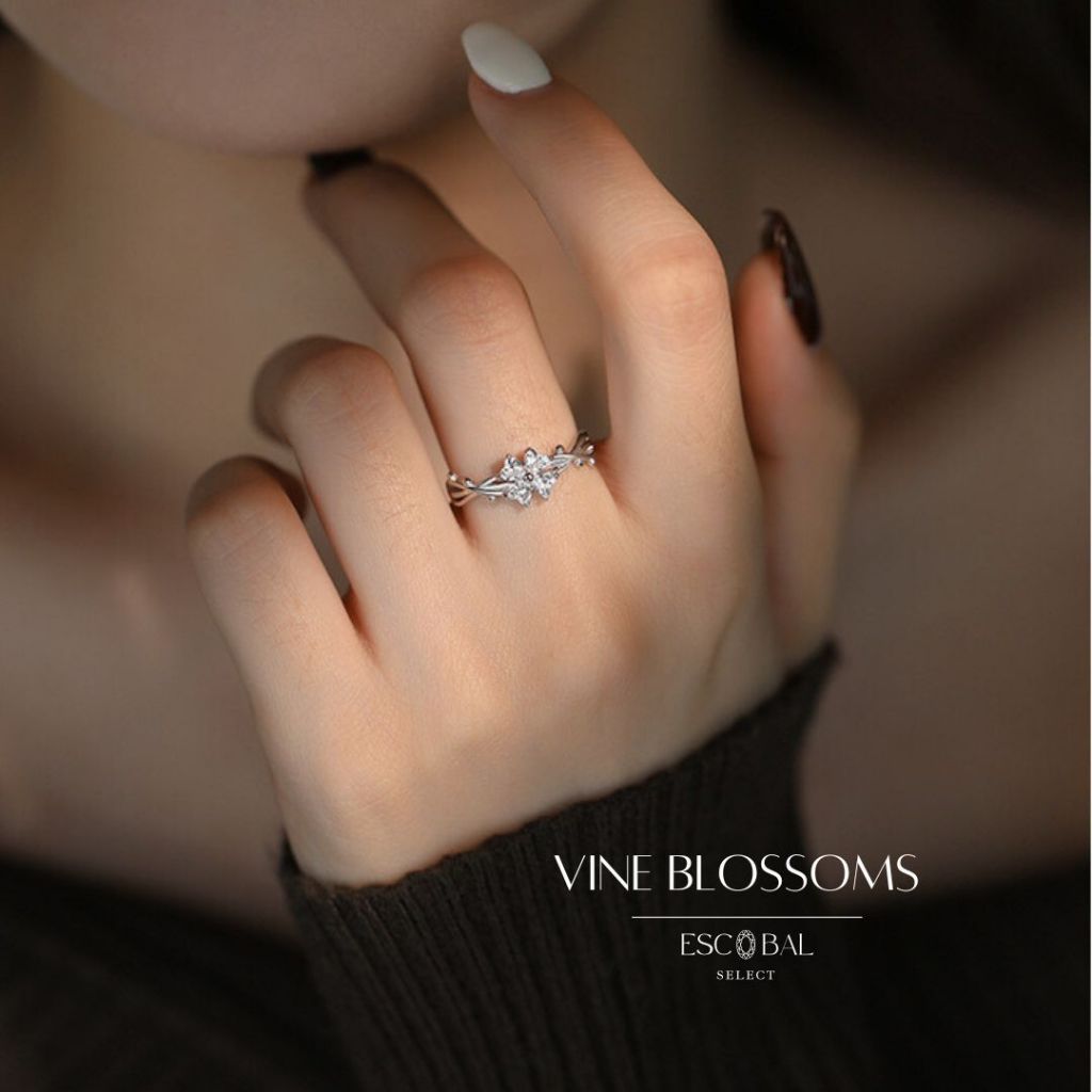 ESCOBAL แหวนเงินแท้ Vine Blossoms แหวนปรับขนาด จี้ดอกไม้ แหวนเพชร แหวนเพชร แหวนดีไซน์สวย วาเลนไทน์ J033