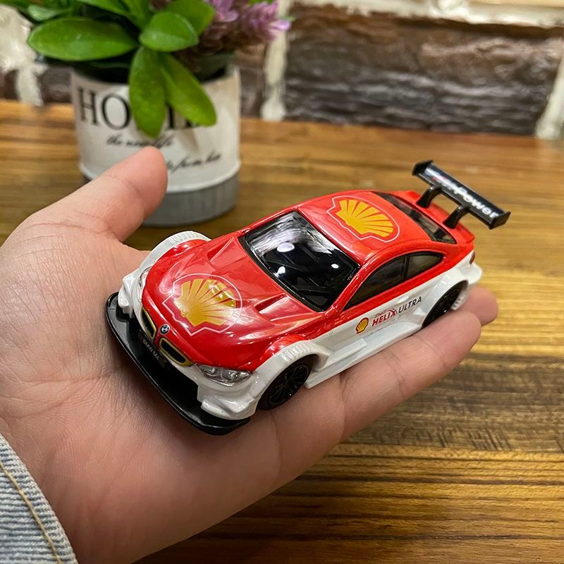 Original BMW M2 BMW M4 BMW M6 BMW X6M 1: 43 โลหะผสมจําลองดึงกลับรถคอลเลกชัน