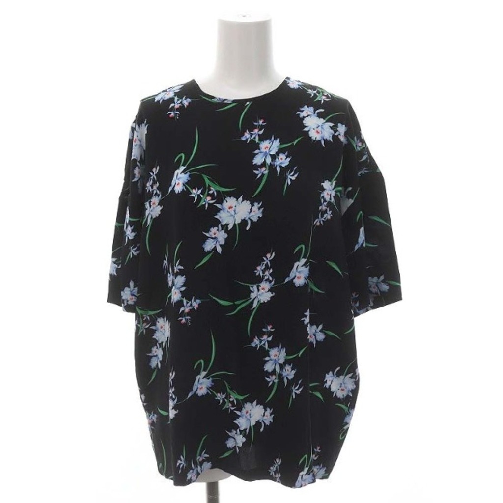 Numero Ventuno 22 Years Floral Short Sleeve Blouse Pullover 38 M Direct from Japan Secondhand