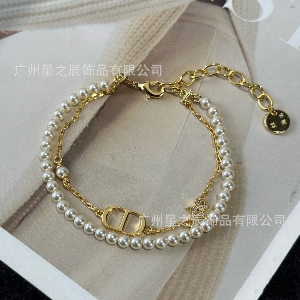 ดิออร์5060 จดหมายสองชั้นสร้อยข้อมือมุกหญิงแฟชั่น